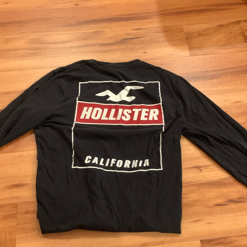 Hollister black long sleeve tee